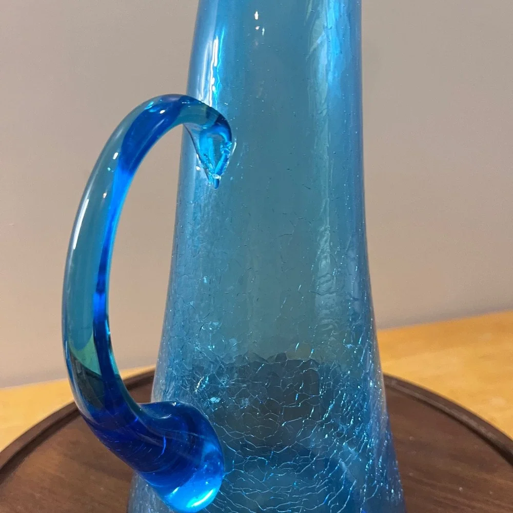 Vtg MCM Kanawha Blue Crackle Glass Pitcher Stretch Spout‎ Art Glass 14.5